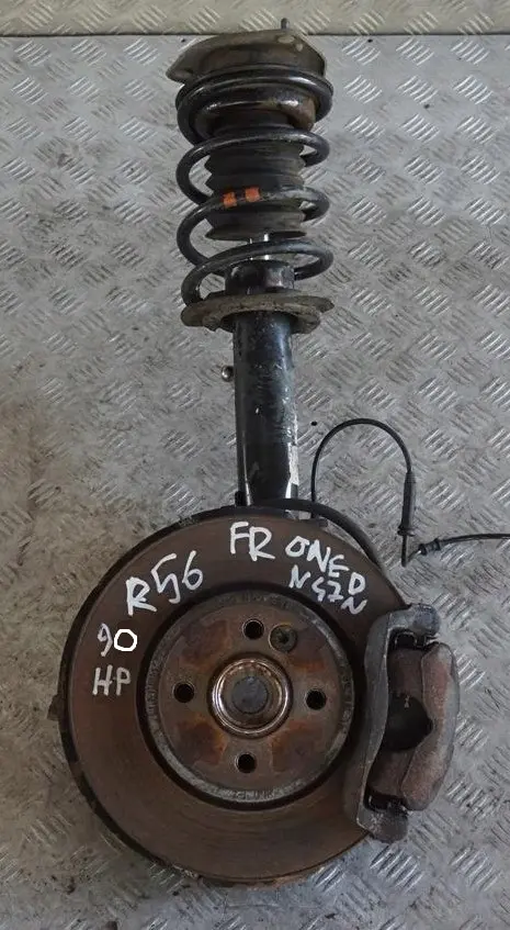 N47N 90PS Sport Federbein Bremsscheibe Vorne Rechts für BMW Mini Cooper R56 One D mit Teilenummer 6782212 BMW Mini Cooper R56 One D N47N 90PS Sport Federbein Bremsscheibe Vorne Rechts - SKU 6782212 - Teilenummer 6782212