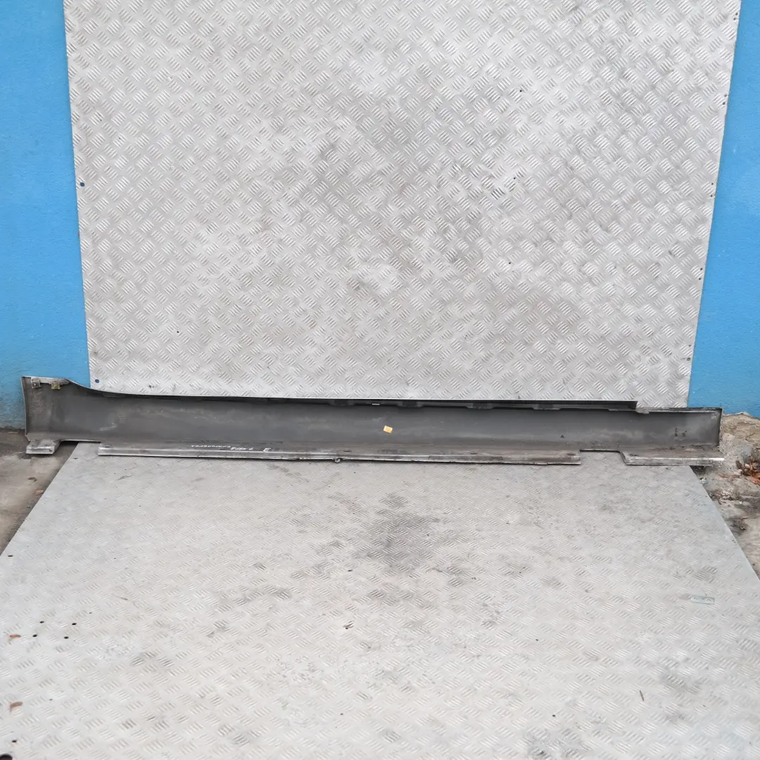 lift Nakładka listwa na próg lewa do BMW E60 E61 o numerze 51770422464 BMW E60 E61 lift Nakładka listwa na próg lewa - SKU 0422464-TS - Numer Części 51770422464