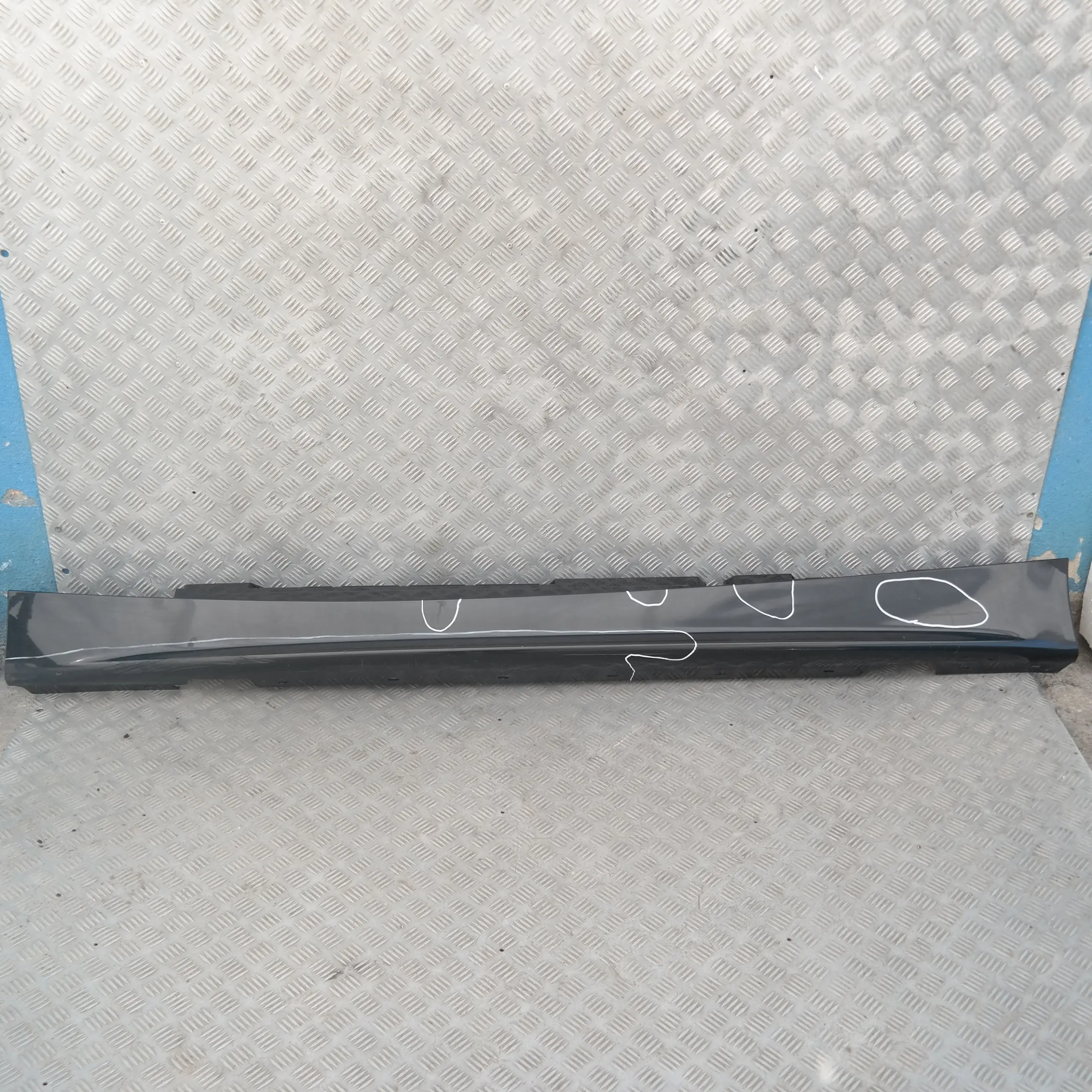 BMW 1 SERIES 17 E87 Sill strip side skirt left N/S Black Sapphire Metallic - 475