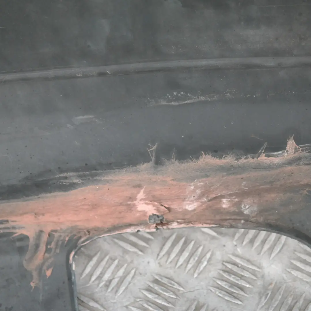 Zderzak tylny tył pdc mysticblau A07 do BMW 3 E90 o numerze 33194 BMW 3 E90 Zderzak tylny tył pdc mysticblau A07 - SKU 0033194-MYS1 - Numer Części 33194