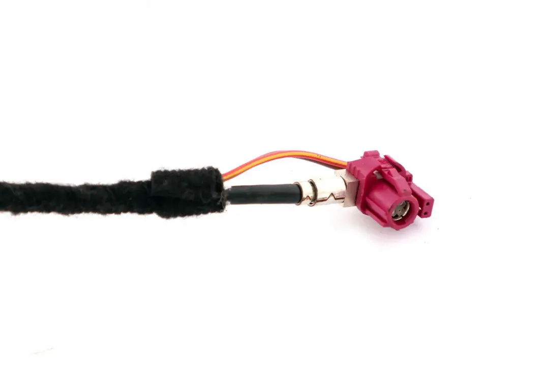 Connecting Wire Sat Nav Champ/Mask-CID BMW 1 2 3 Series F20 F21 F22 F30 F31 F32 - SKU 9251702 - Part number 9251702