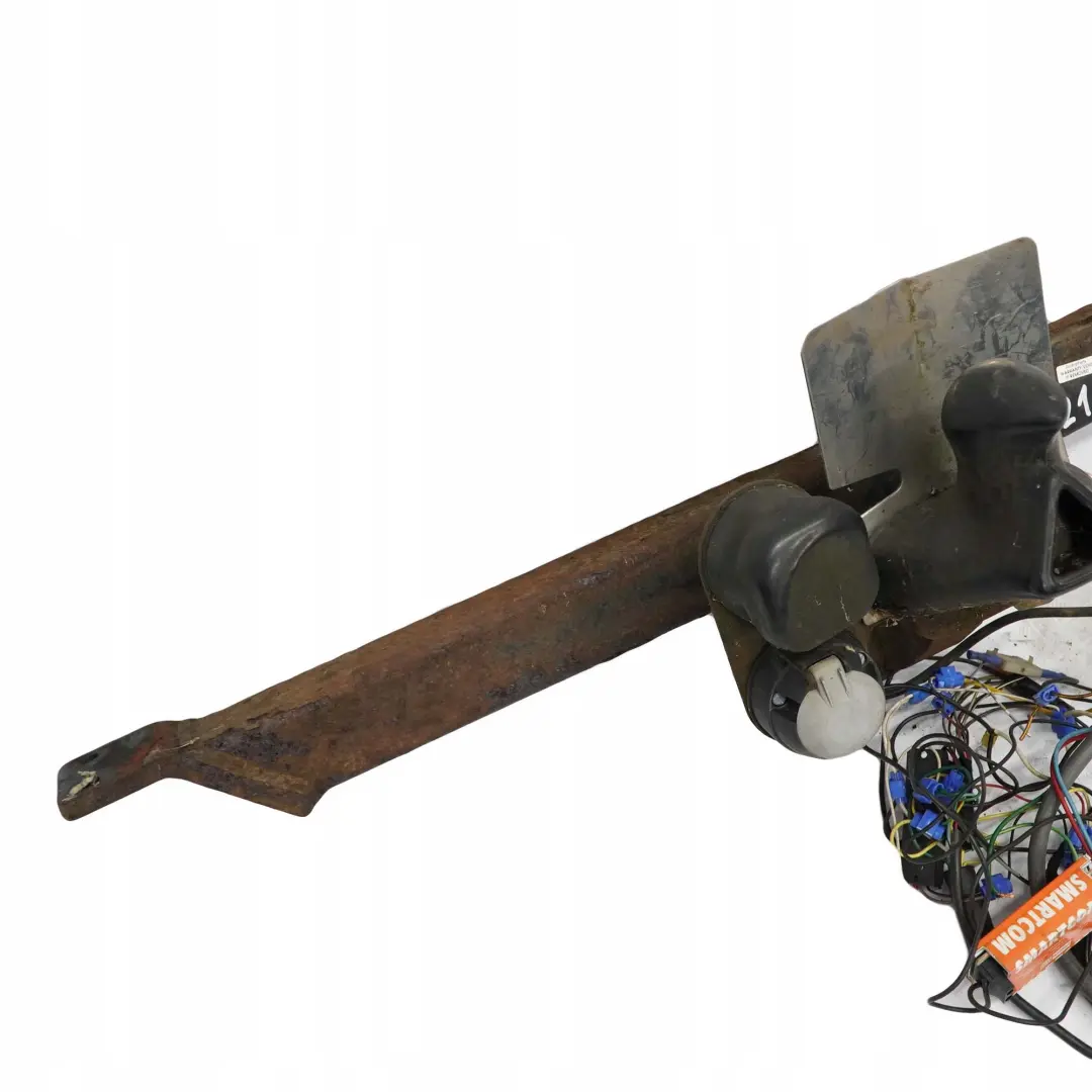 Mercedes-Benz E W210 Estate S210 Rear Towing Hitch Towbar Mechanism Coupling to with Part number A2103100495 Mercedes-Benz E W210 Estate S210 Rear Towing Hitch Towbar Mechanism Coupling - SKU A2103100495 - Part number A2103100495