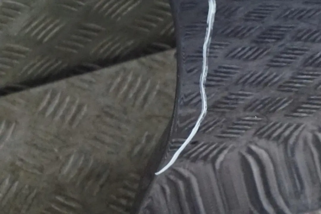 Tür Vorne Rechts Tiefseeblau Blau Metallic - A76 für BMW 5 E60 E61 LCI mit Teilenummer 7202340 BMW 5 E60 E61 LCI Tür Vorne Rechts Tiefseeblau Blau Metallic - A76 - SKU 7202340-DSB - Teilenummer 7202340