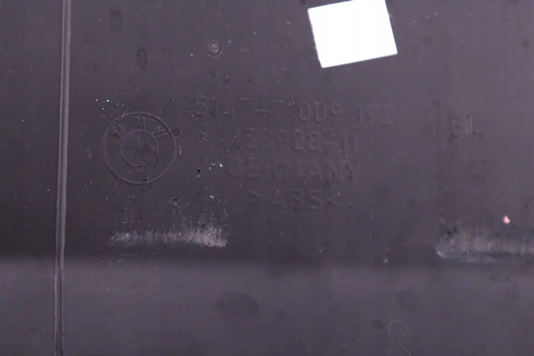 Osłona pasa tylnego bagażnika do BMW E63 E64 o numerze 6988986 BMW E63 E64 Osłona pasa tylnego bagażnika - SKU 6988986 - Numer Części 6988986