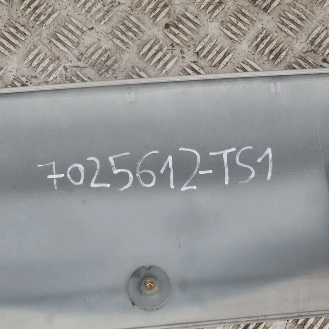 Heckspoiler Oben Titansilber Titan Silver Silber 354 7025612 für BMW X5 er E53 mit Teilenummer 51717025612 BMW X5 er E53 Heckspoiler Oben Titansilber Titan Silver Silber 354 7025612 - SKU 7025612-TS1 - Teilenummer 51717025612