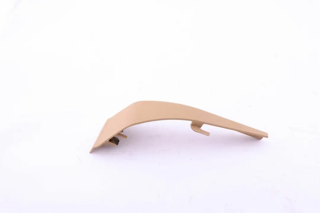 Zaślepka osłona listwa prawa do MINI R56 o numerze 2755586 MINI R56 Zaślepka osłona listwa prawa - SKU rhd-2755586-1 - Numer Części 2755586