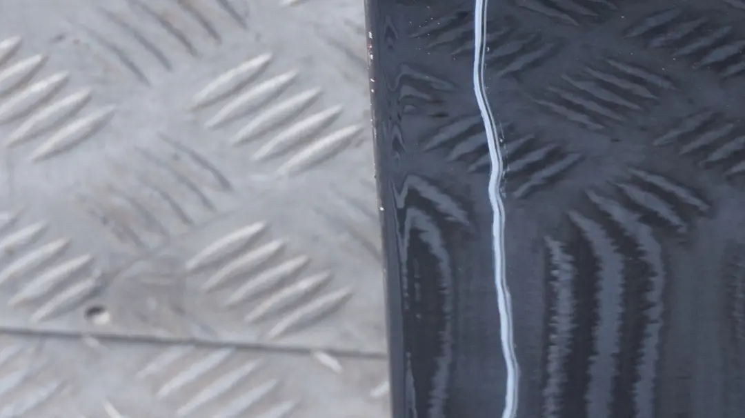 Puerta frontal derecha Negro zafiro metálico - 475 para BMW 34 E87 con número de pieza 7191012 BMW 34 E87 Puerta frontal derecha Negro zafiro metálico - 475 - SKU 7191012-BS34 - Número de pieza 7191012