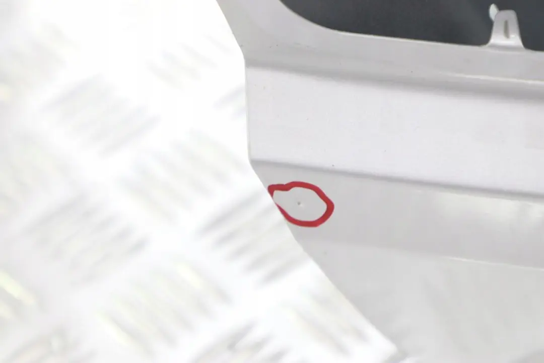 E-KLASA S211 W211 kombi Klapa bagażnika do MERCEDES o numerze A2117400205 MERCEDES E-KLASA S211 W211 kombi Klapa bagażnika - SKU A2117400205-BS - Numer Części A2117400205