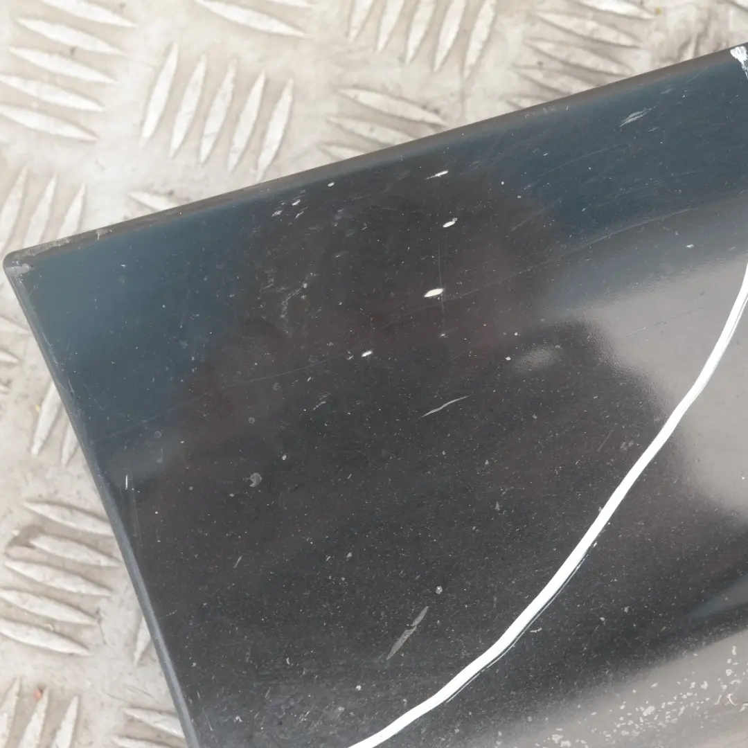 Nakładka próg lewy schwarz II 668 do BMW 1 E87 o numerze 32949 BMW 1 E87 Nakładka próg lewy schwarz II 668 - SKU 0032949-SCH19 - Numer Części 32949