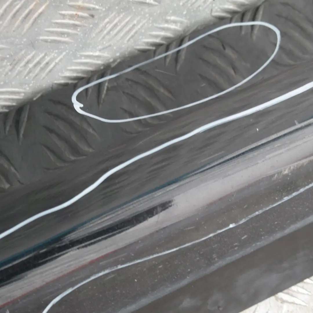 BMW E90 E91 Listello Portiera Verniciato Destra Black Sapphire Uni / Mead - SKU 0032950-BS1 - Numero di parte 32950