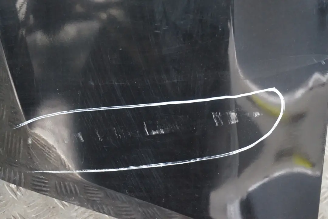 Zderzak tylny tył pdc schwarz do BMW E82 E88 o numerze 0036630 BMW E82 E88 Zderzak tylny tył pdc schwarz - SKU 0036630-SCH - Numer Części 0036630