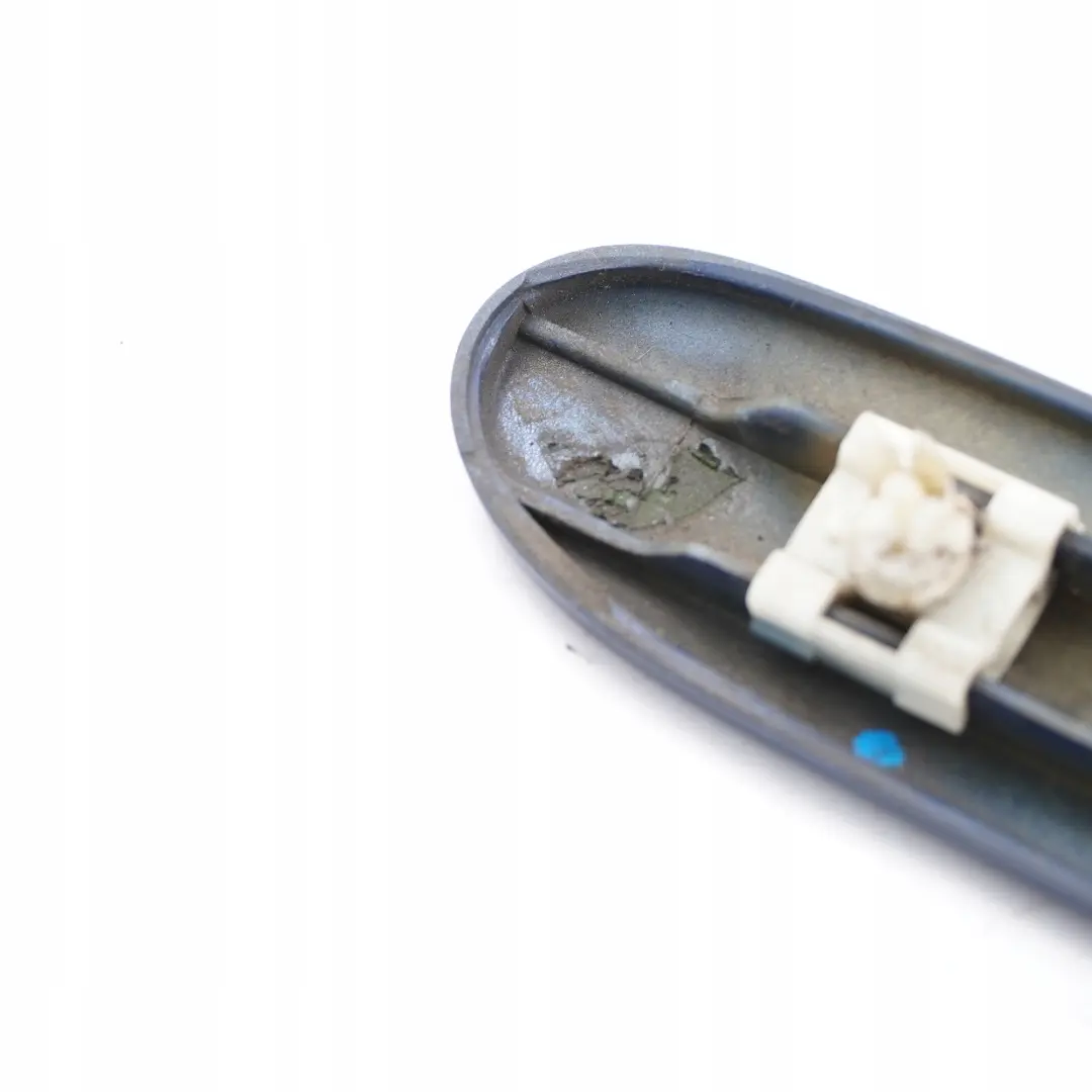 Mercedes-Benz W203 avant Droit Garde-Boue Baguette Bleu Jaspis 345 pour à propos du numéro de pièce A2036900262 Mercedes-Benz W203 avant Droit Garde-Boue Baguette Bleu Jaspis 345 - SKU A2036900262-JAS - Numéro de pièce A2036900262