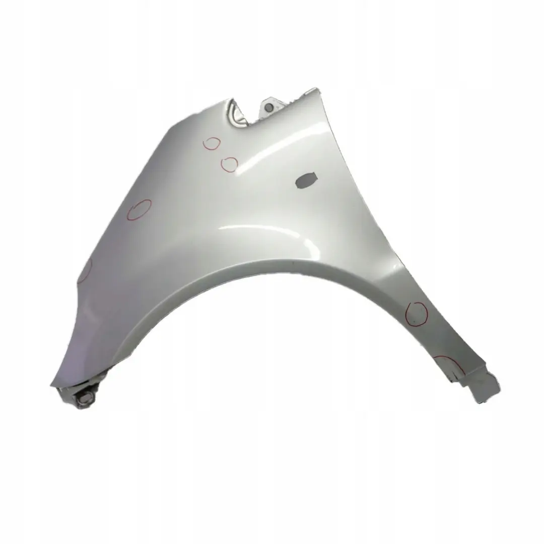 Błotnik lewy przód Polar Silver do MERCEDES W168 o numerze A1688800718 MERCEDES W168 Błotnik lewy przód Polar Silver - SKU A1688800718-PS3 - Numer Części A1688800718