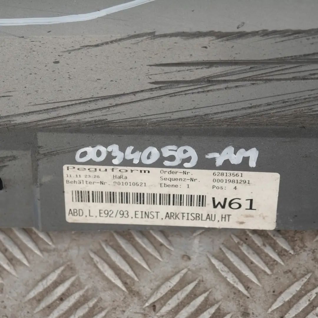 Bas de Porte Couverture Seuil a Gauche Arctique Metal A34 pour BMW E92 E93 LCI à propos du numéro de pièce 51770034059 BMW E92 E93 LCI Bas de Porte Couverture Seuil a Gauche Arctique Metal A34 - SKU 0034059-AM - Numéro de pièce 51770034059