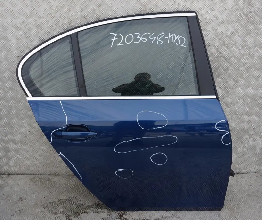 Drzwi prawe tylne tył mysticblau A07 do BMW E60 o numerze 7202342 BMW E60 Drzwi prawe tylne tył mysticblau A07 - SKU 7202342-MYS2 - Numer Części 7202342