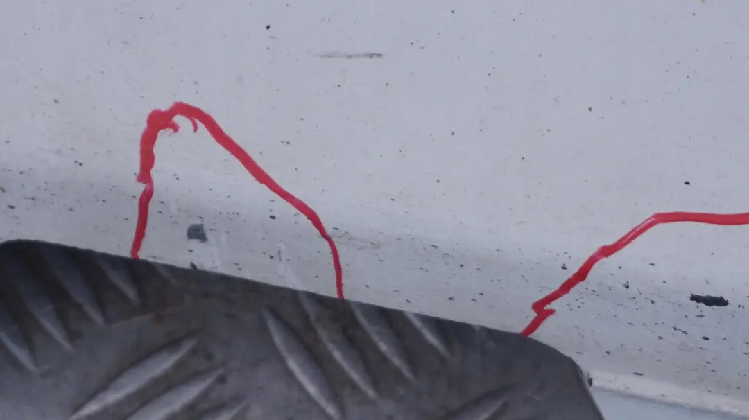 Listello Portiera Verniciato SX Bianco Alpino Bianco per BMW E81 E82 E88 con numero di parte 0036143 BMW E81 E82 E88 Listello Portiera Verniciato SX Bianco Alpino Bianco - SKU 0036143-AW2 - Numero di parte 0036143