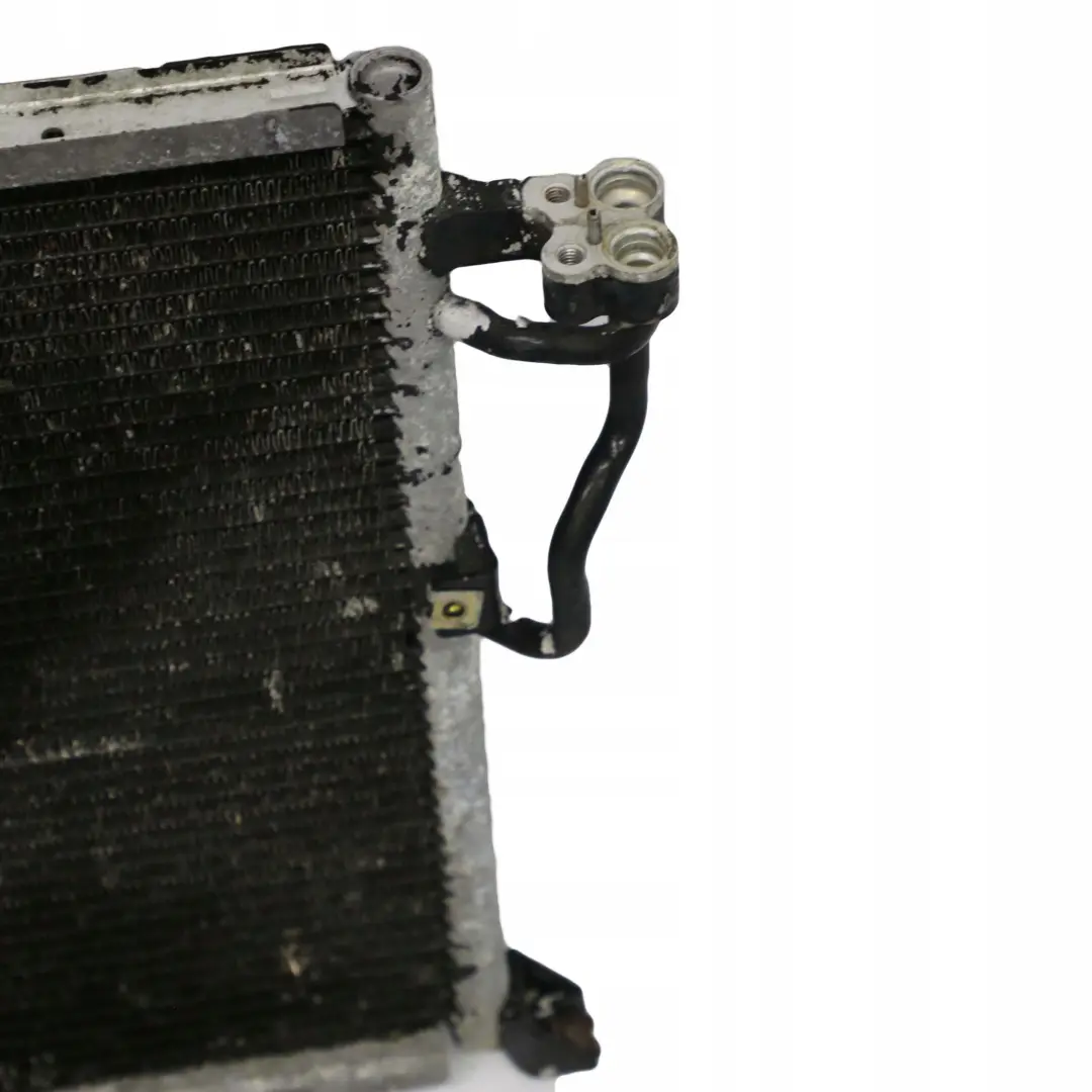 Chłodnica klimatyzacji 8371889 do BMW E36 o numerze 8373004 BMW E36 Chłodnica klimatyzacji 8371889 - SKU 8373004 - Numer Części 8373004