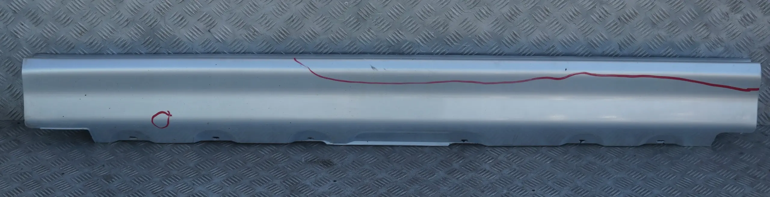 BMW X5 Series E53 Left N/S Side Door Sill Cover Skirt Titansilber Titan Silver