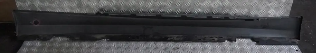 BMW E81 E82 E88 Listello Portiera Apertura Gonna SX Grigio Space Grigio - A52 - SKU 0036143-SCG - Numero di parte 0036143