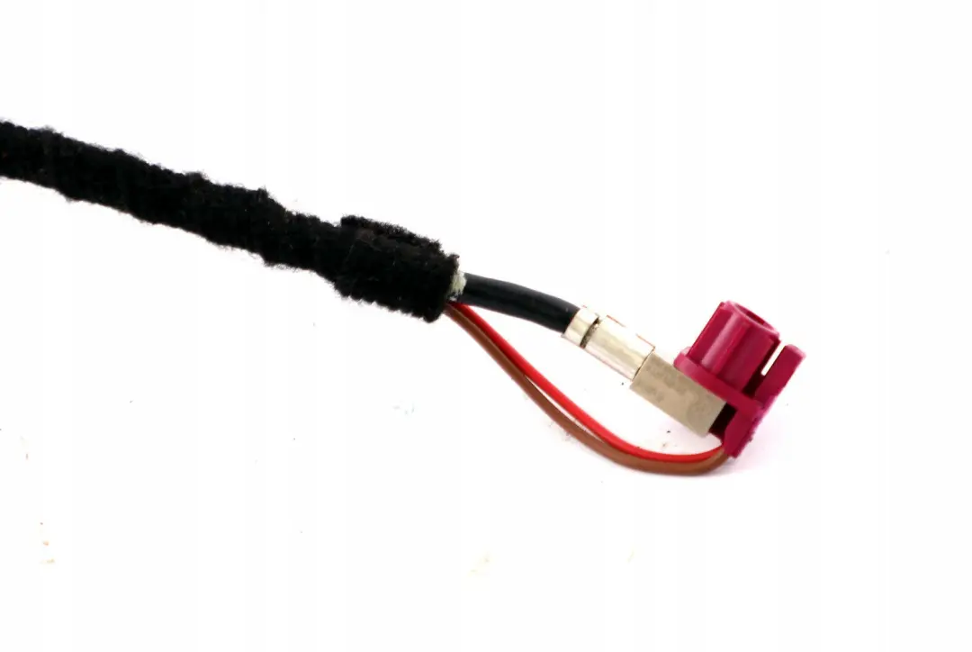 Connecting Wire Sat Nav Champ/Mask-CID to BMW 1 2 3 Series F20 F21 F22 F30 F31 F32 with Part number 9251702 BMW 1 2 3 Series F20 F21 F22 F30 F31 F32 Connecting Wire Sat Nav Champ/Mask-CID - SKU 9251702 - Part number 9251702