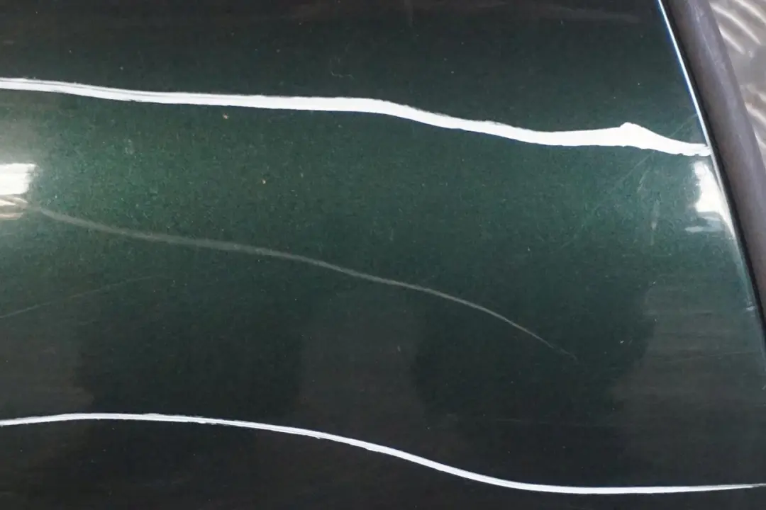 Passeggero Portiera Posteriore Destra Verde Oxford Metallico - 430 per BMW E65 con numero di parte 7202084 BMW E65 Passeggero Portiera Posteriore Destra Verde Oxford Metallico - 430 - SKU 7202084-OXF - Numero di parte 7202084