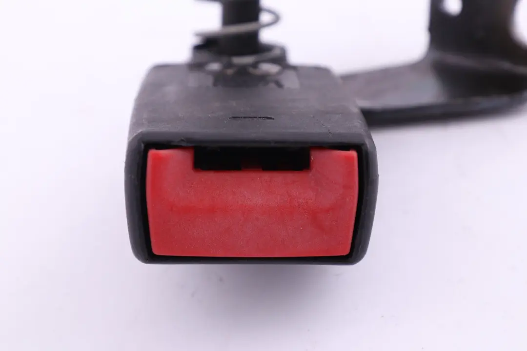 Asiento Trasero Derecho Cinturon Inferior Hebilla 7211 para BMW X3 E83 con número de pieza 3412796 BMW X3 E83 Asiento Trasero Derecho Cinturon Inferior Hebilla 7211 - SKU 3412796 - Número de pieza 3412796