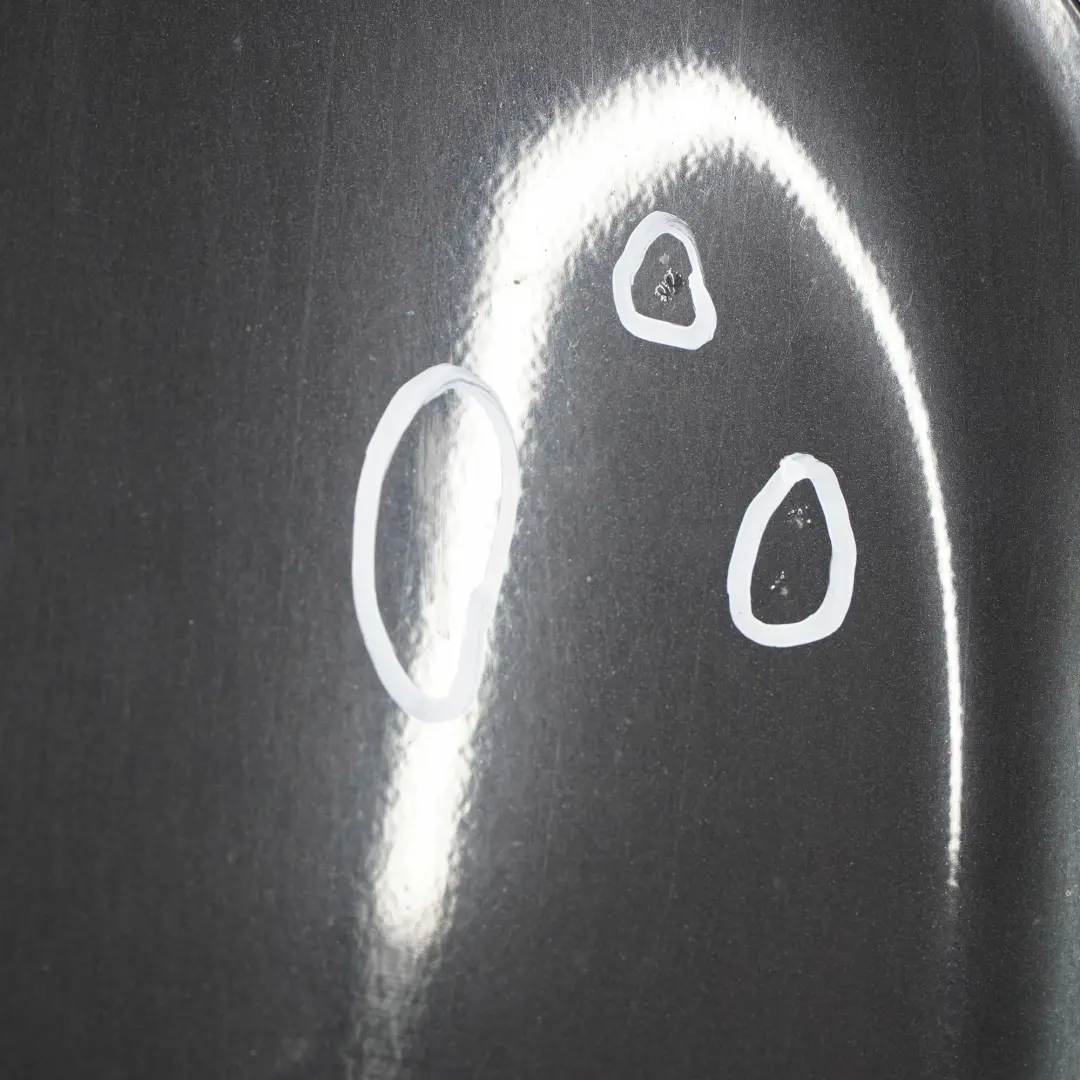 Porta Posteriore Sinistra Black Sapphire Nero - 475 per BMW E46 Touring con numero di parte 7034155 BMW E46 Touring Porta Posteriore Sinistra Black Sapphire Nero - 475 - SKU 7034155-BS - Numero di parte 7034155