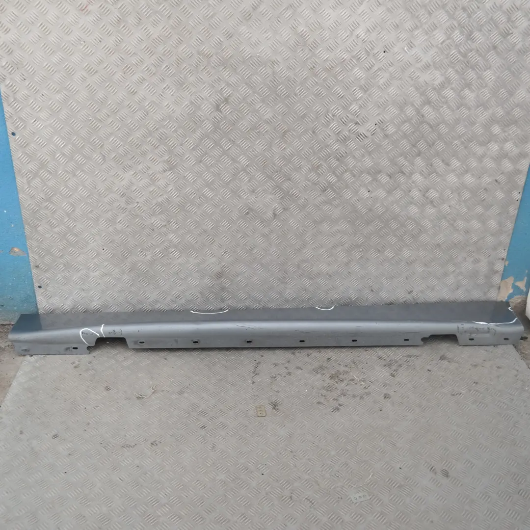 BMW E87 Bas de Porte Couverture Seuil A Gauche Quartzbleu Bleu, - SKU 0032949-QB19 - Numéro de pièce 32949