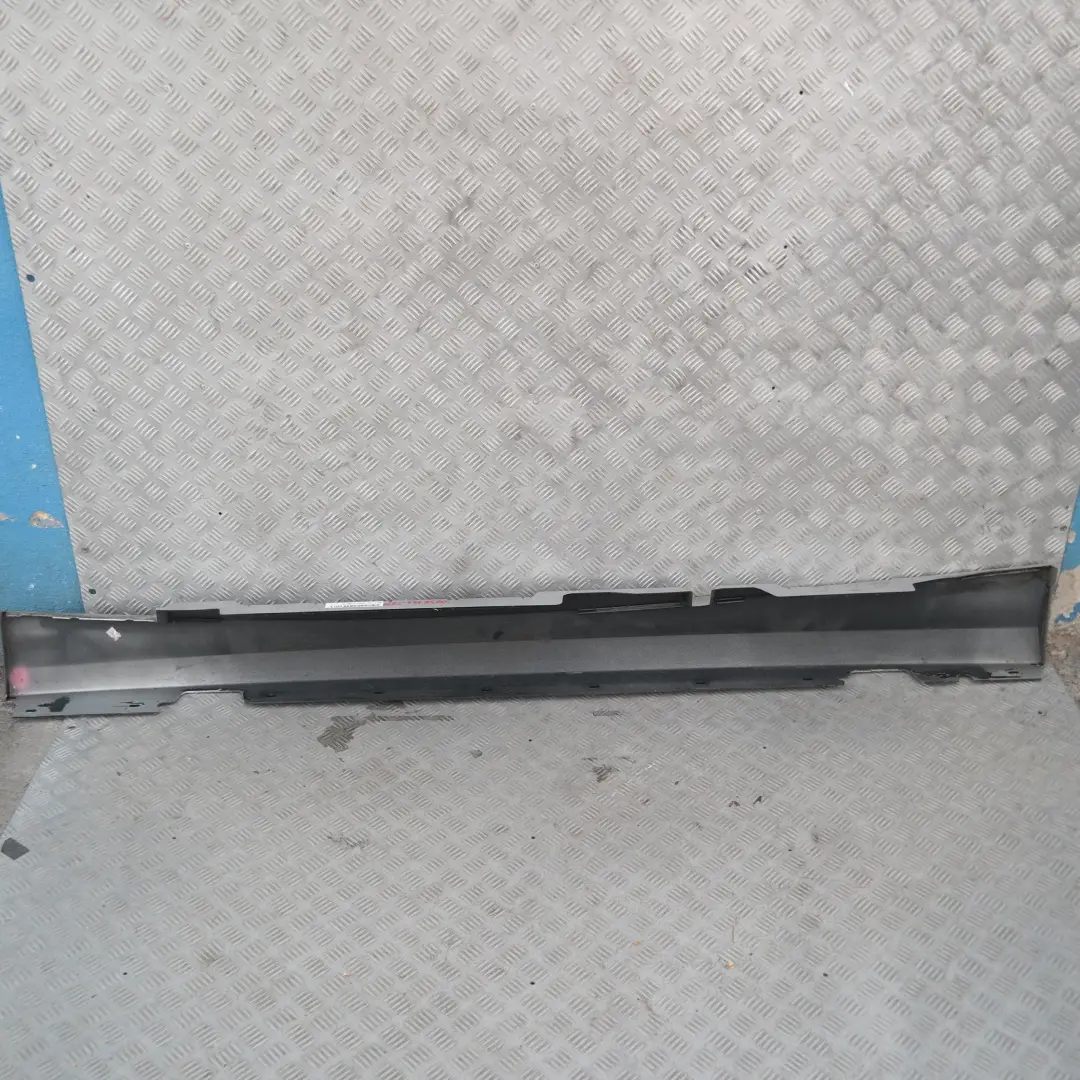 Sill strip side skirt right O/S Titansilber Silver 354 to BMW 1 SERIES 10 E87N LCI with Part number 51770036144 BMW 1 SERIES 10 E87N LCI Sill strip side skirt right O/S Titansilber Silver 354 - SKU 0036144-TS10 - Part number 51770036144
