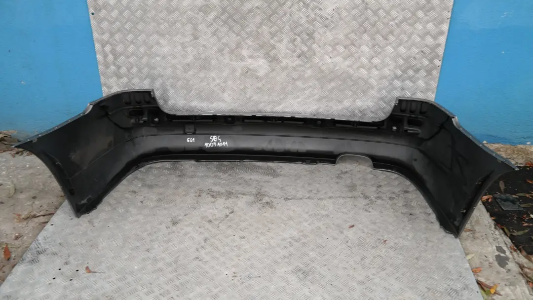 BMW E61 Zderzak tylny tył pdc silbergrau A08 - SKU 0306983-SBG - Numer Części 51120306983