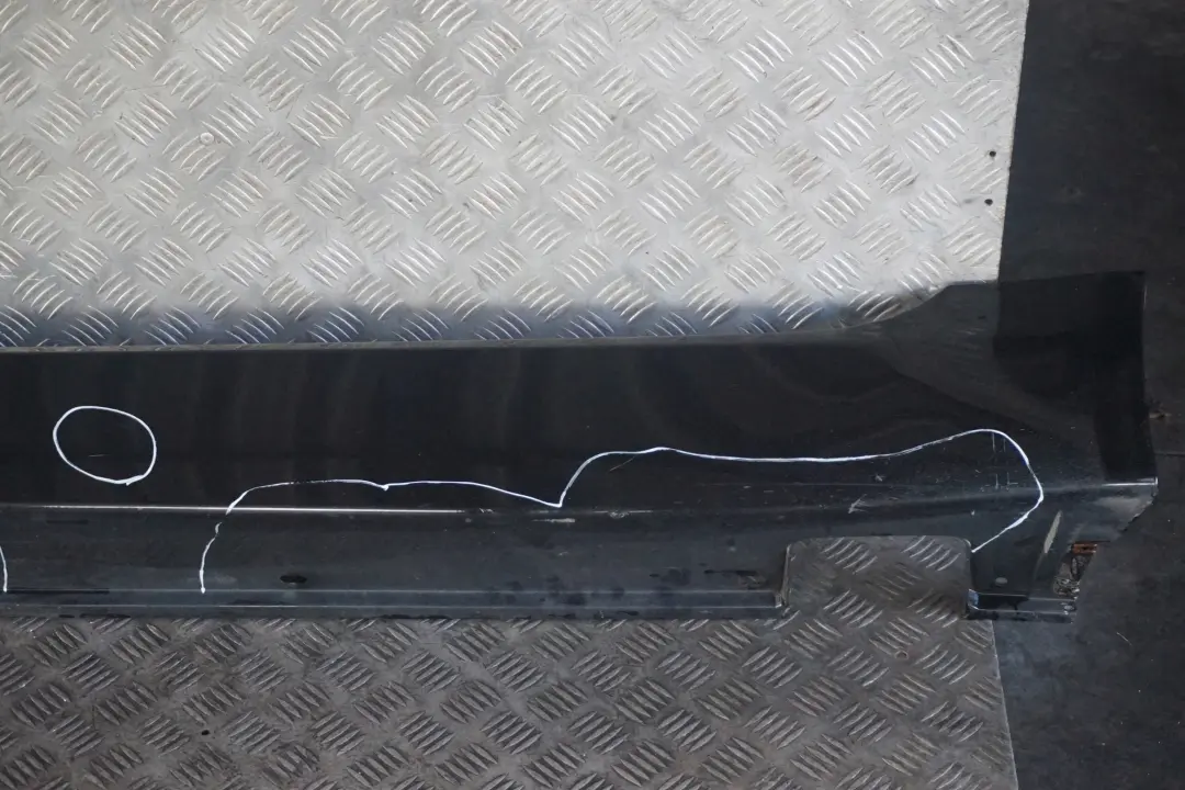 BMW E60 LCI Nakładka listwa lewa na próg lewy - SKU 0422464-SCH2 - Numer Części 0422464