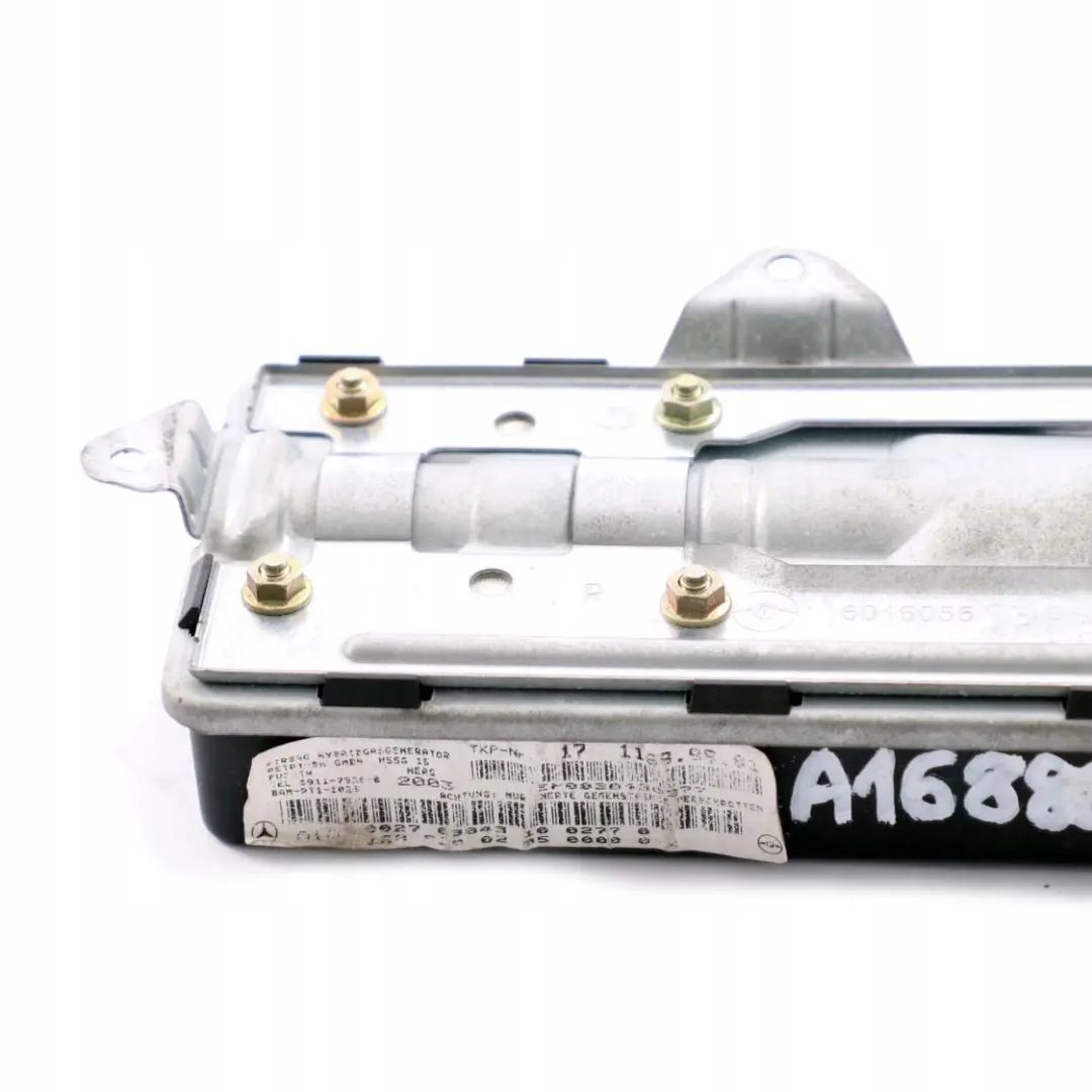 Front Right O/S Door Airbag Air Bag Module to Mercedes A-Class W168 with Part number A1688600205 Mercedes A-Class W168 Front Right O/S Door Airbag Air Bag Module - SKU A1688600205 - Part number A1688600205