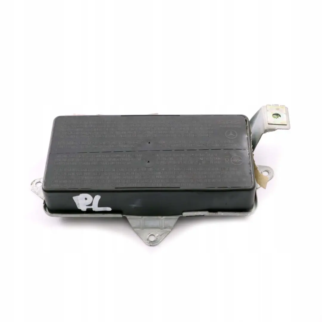 Front Right O/S Door Airbag Air Bag Module to Mercedes A-Class W168 with Part number A1688600205 Mercedes A-Class W168 Front Right O/S Door Airbag Air Bag Module - SKU A1688600205 - Part number A1688600205