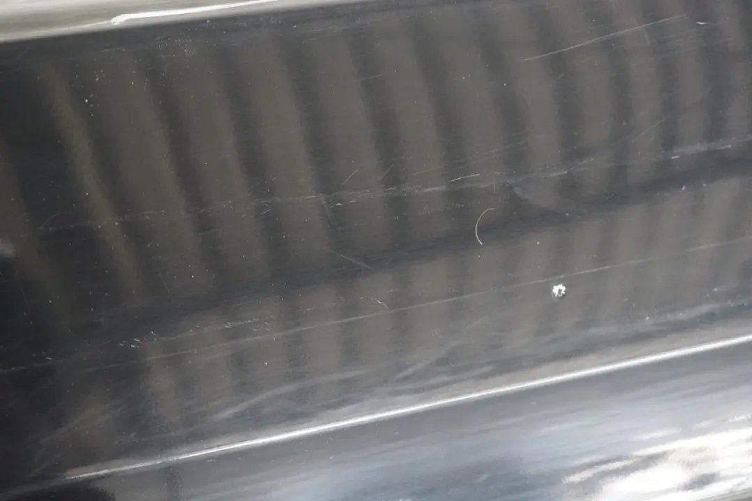 Zderzak tylny tył pdc black saphire do BMW E92 E93 o numerze 0034474 BMW E92 E93 Zderzak tylny tył pdc black saphire - SKU 0034474-BS6 - Numer Części 0034474