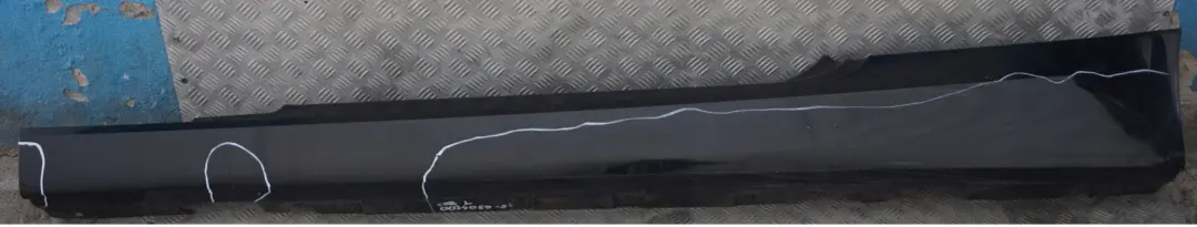 BMW E92 E93 Bas de Porte Peint A Gauche Noir Sapphire Met 475 - SKU 0034059-BS - Numéro de pièce 0034059