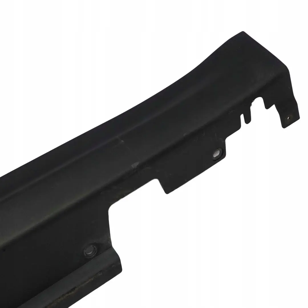 Cote Revetement Seuil a Gauche pour Mini Clubman R55 à propos du numéro de pièce 7167591 Mini Clubman R55 Cote Revetement Seuil a Gauche - SKU 7167591 - Numéro de pièce 7167591