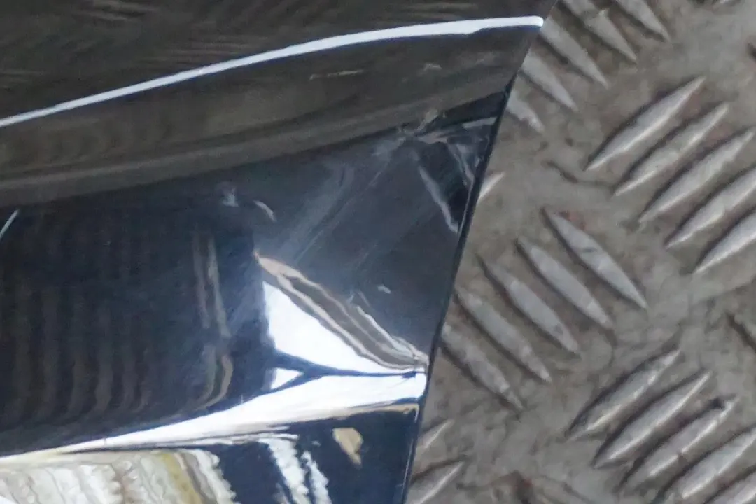 Klapa bagażnika schwarz II do BMW F30 F80 o numerze 7288757 BMW F30 F80 Klapa bagażnika schwarz II - SKU 7288757-SCH - Numer Części 7288757