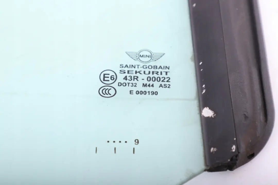 Seitenscheibe hinten rechts 5137 für BMW MINI R57 Cabrio mit Teilenummer 2757770 BMW MINI R57 Cabrio Seitenscheibe hinten rechts 5137 - SKU 2757770 - Teilenummer 2757770