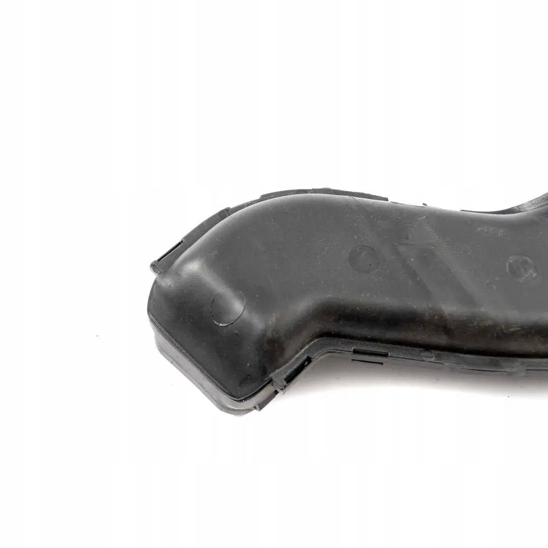 Osłona prowadnica kabli prawa do MERCEDES W169 W245 o numerze A1697220225 MERCEDES W169 W245 Osłona prowadnica kabli prawa - SKU A1697220225 - Numer Części A1697220225