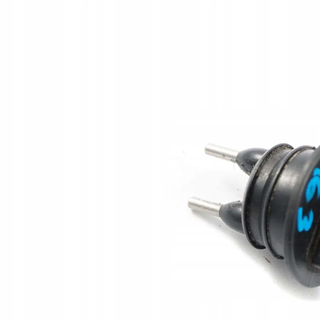 Czujnik płynu spryskiwaczy do MERCEDES ML W163 o numerze A1638600021 MERCEDES ML W163 Czujnik płynu spryskiwaczy - SKU A1638600021 - Numer Części A1638600021