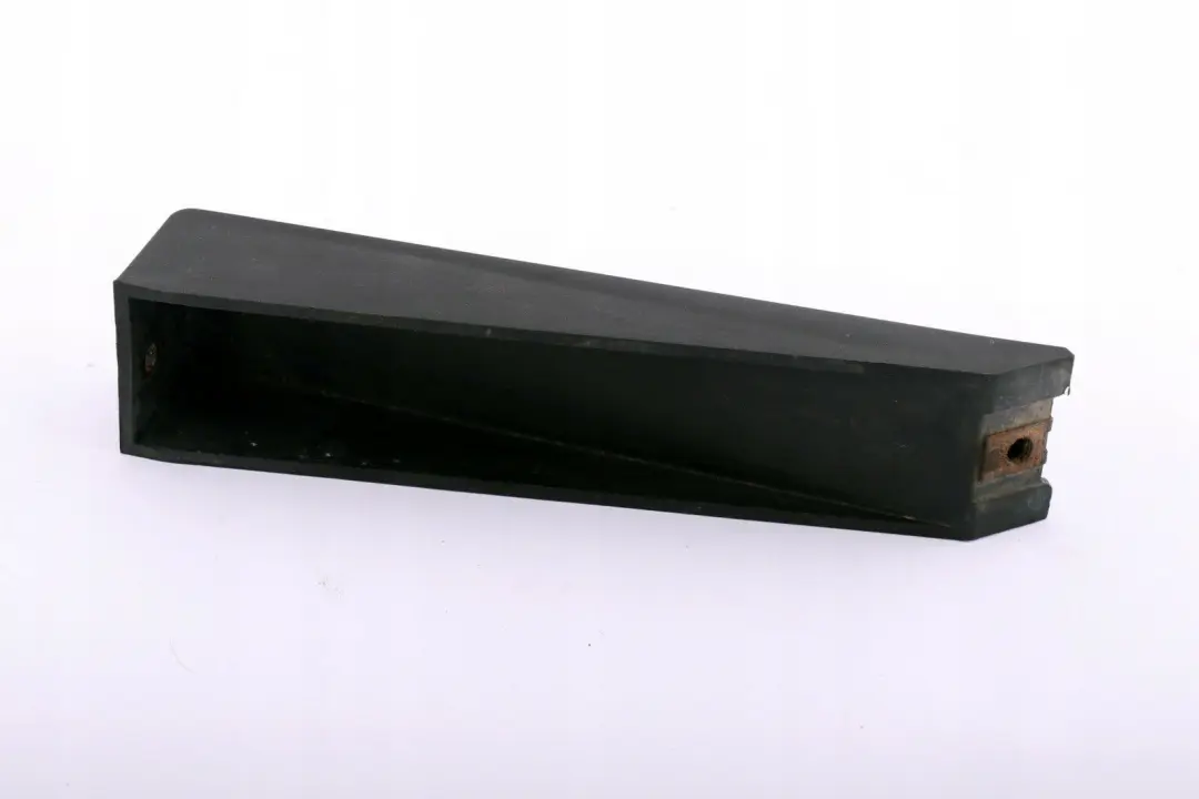 Support arrière pour pare chocs pour BMW X3 E83 à propos du numéro de pièce 3402383 BMW X3 E83 Support arrière pour pare chocs - SKU 3402383 - Numéro de pièce 3402383