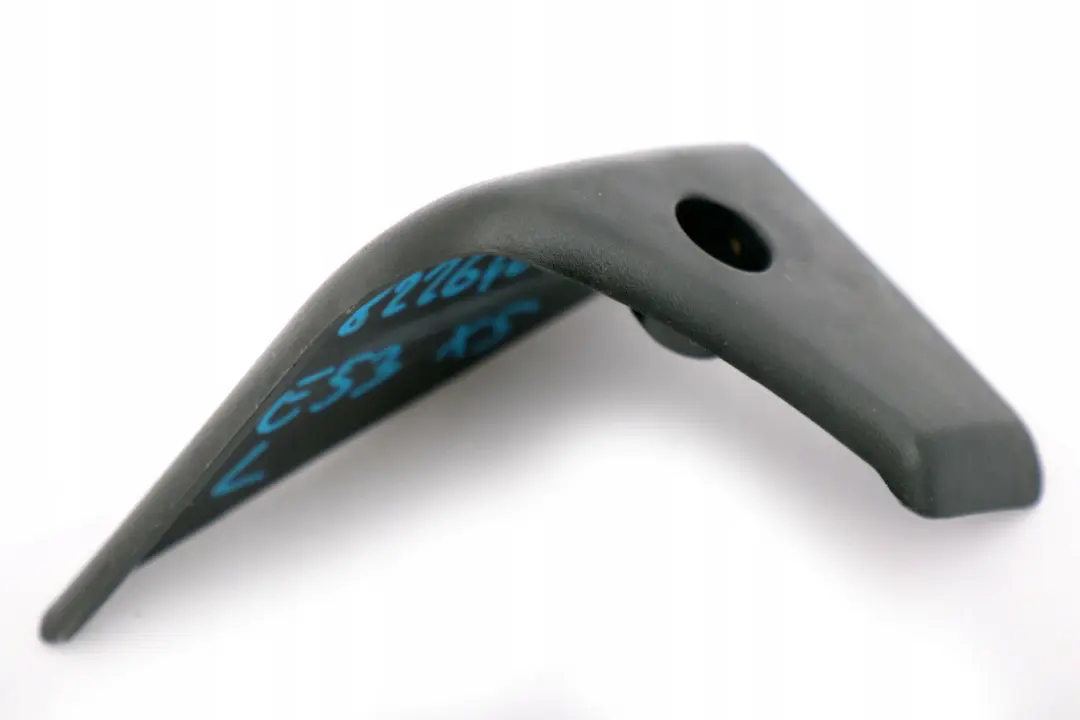 Osłona plastik fotela lewy 8226299 do BMW E53 X5 o numerze 8226407 BMW E53 X5 Osłona plastik fotela lewy 8226299 - SKU 8226407 - Numer Części 8226407