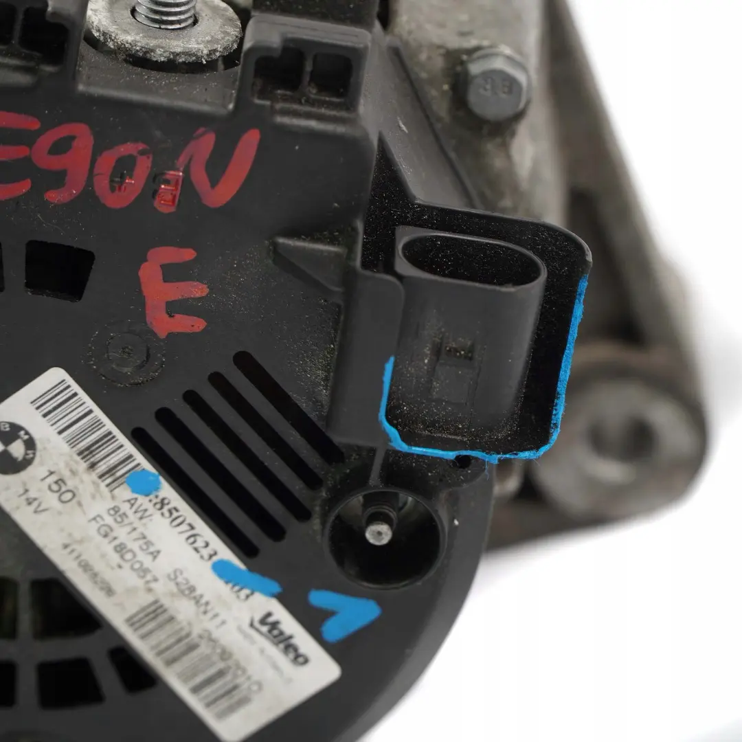 Generateur Bosch 175A 150 14V pour BMW E90 E91 E92 E93 LCI à propos du numéro de pièce 8507623 BMW E90 E91 E92 E93 LCI Generateur Bosch 175A 150 14V - SKU 8507623-1 - Numéro de pièce 8507623