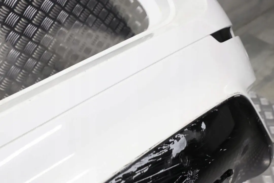 BMW X6 Series E71 Rear Bumper Trim Panel Alpinweiss Alpine White - 300 - SKU 2147603-AW - Part number 2147603