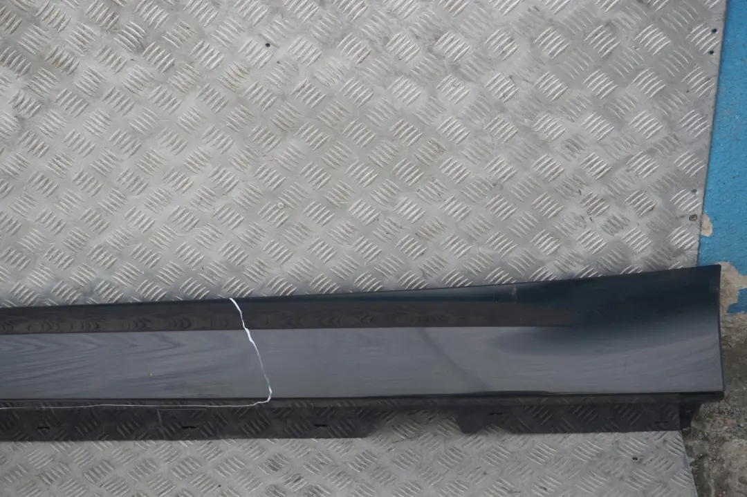 Sill Strip Side Skirt Left N/S Black Sapphire - 475 to BMW 3 Series E90 E91 LCI with Part number 0037059 BMW 3 Series E90 E91 LCI Sill Strip Side Skirt Left N/S Black Sapphire - 475 - SKU 0037059-BS3 - Part number 0037059
