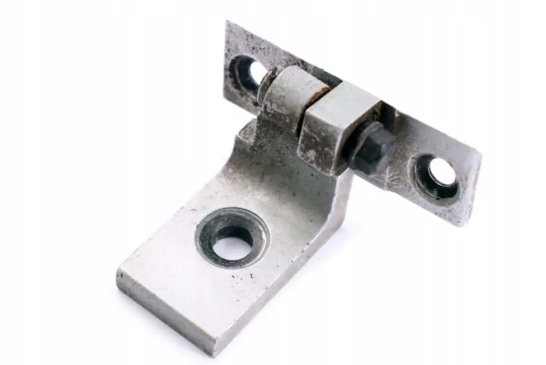 Türscharnier vorn unten rechts SILBER GRAU für BMW 5 er E60 E61 mit Teilenummer 7068078 BMW 5 er E60 E61 Türscharnier vorn unten rechts SILBER GRAU - SKU 7068078 - Teilenummer 7068078