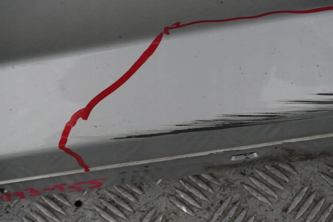 BMW 1 E81 Nakładka na próg lewy titansilber 354 - SKU 0036143-TS5 - Numer Części 0036143