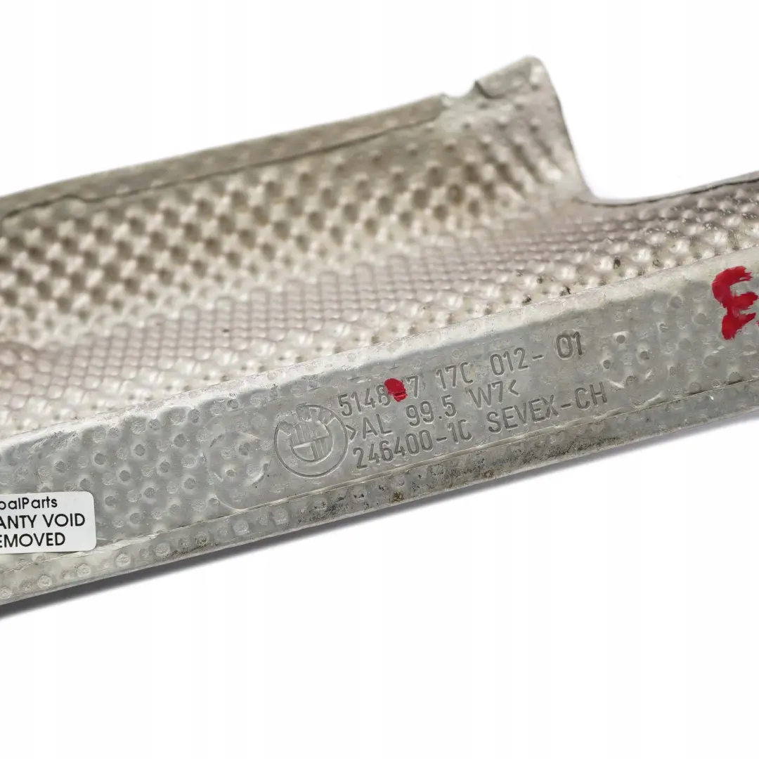 N52 Aislamiento T?rmico Derecho para BMW E60 E61 con número de pieza 7170012 BMW E60 E61 N52 Aislamiento T?rmico Derecho - SKU 7170012 - Número de pieza 7170012