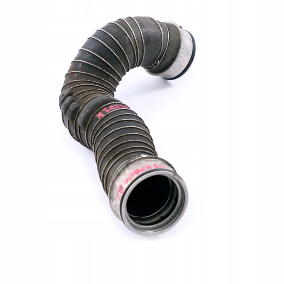 sinistra Turbo Intercooler Tubo flessibile per Mercedes W203 Kompressor con numero di parte A2035280682 Mercedes W203 Kompressor sinistra Turbo Intercooler Tubo flessibile - SKU A2035280682 - Numero di parte A2035280682