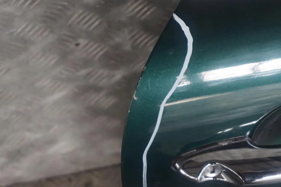Door front right O/S British Racing Green to BMW MINI Cooper 4 R55 R56 R57 R58 R59 with Part number 2755936 BMW MINI Cooper 4 R55 R56 R57 R58 R59 Door front right O/S British Racing Green - SKU 2755936-BRG5 - Part number 2755936